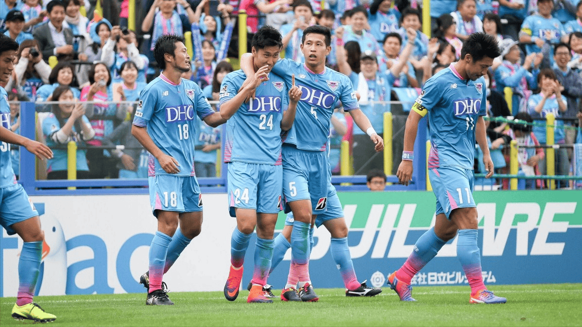 广岛三箭击败对手,赢得激烈比赛 广岛三箭击败对手,赢得激烈比赛