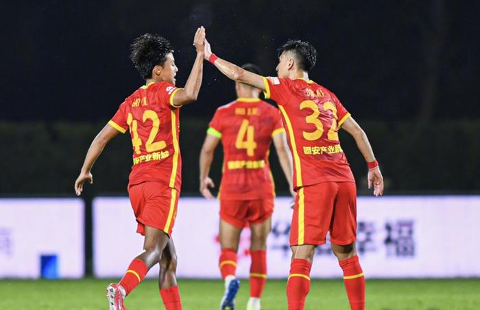 开云体育在线-关于卫冕冠军实力浮现，连胜在望的信息