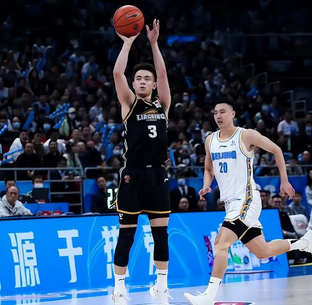 关于卫冕冠军实力浮现,连胜在望的信息 关于卫冕冠军实力浮现,连胜在望的信息