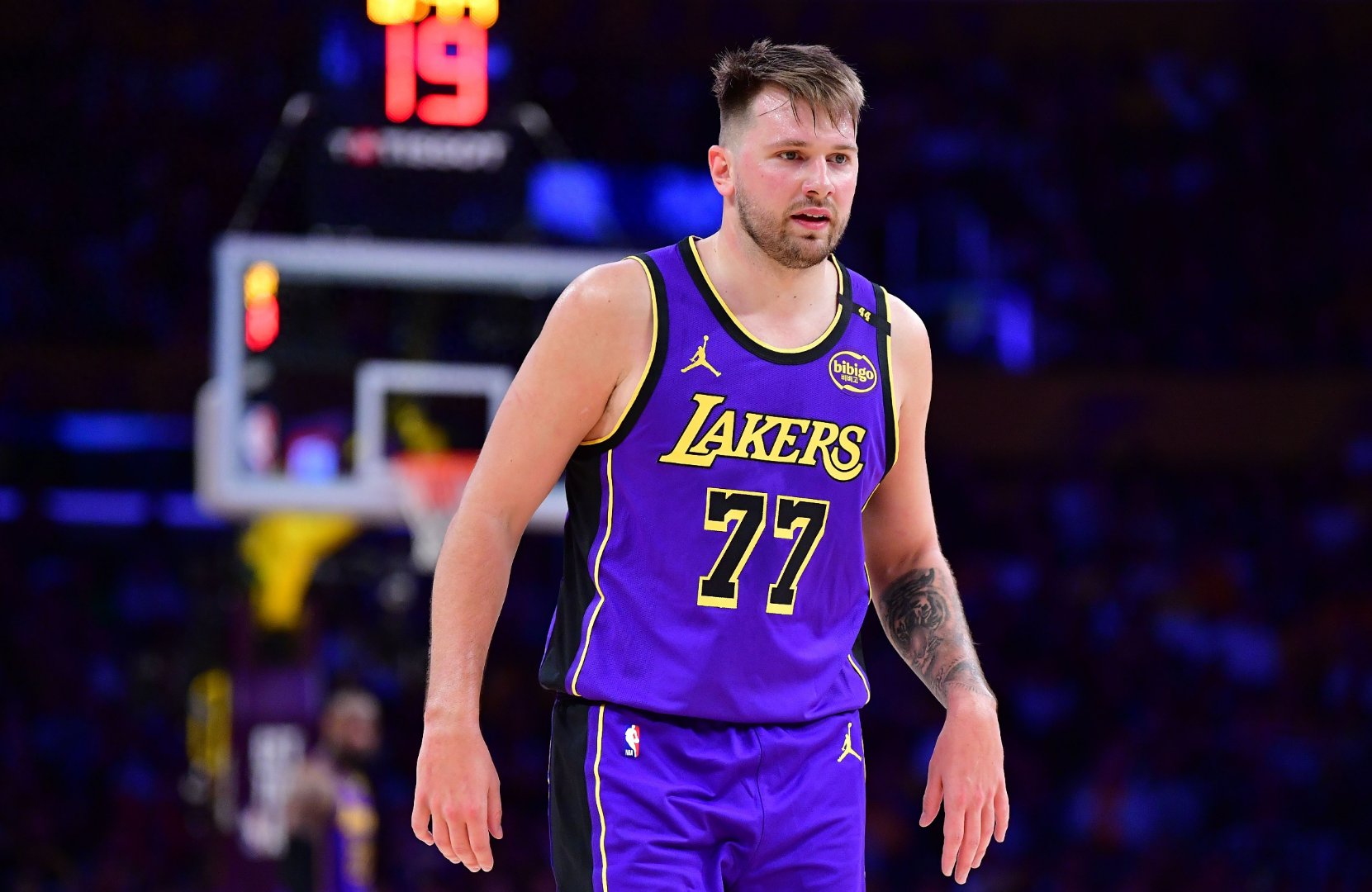 今日焦点:东契奇爆冷,热议不断 今日焦点:东契奇爆冷,热议不断