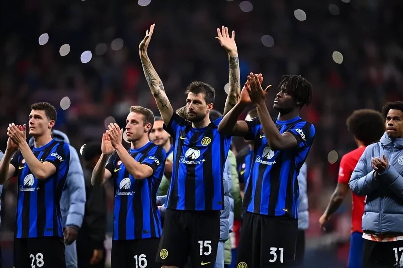 开云体育下载-精彩对决！两队在国际比赛中交锋