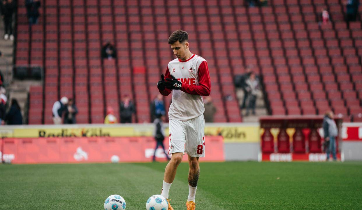 科隆足球队备战至关重要比赛表现出色 科隆足球队备战至关重要比赛表现出色