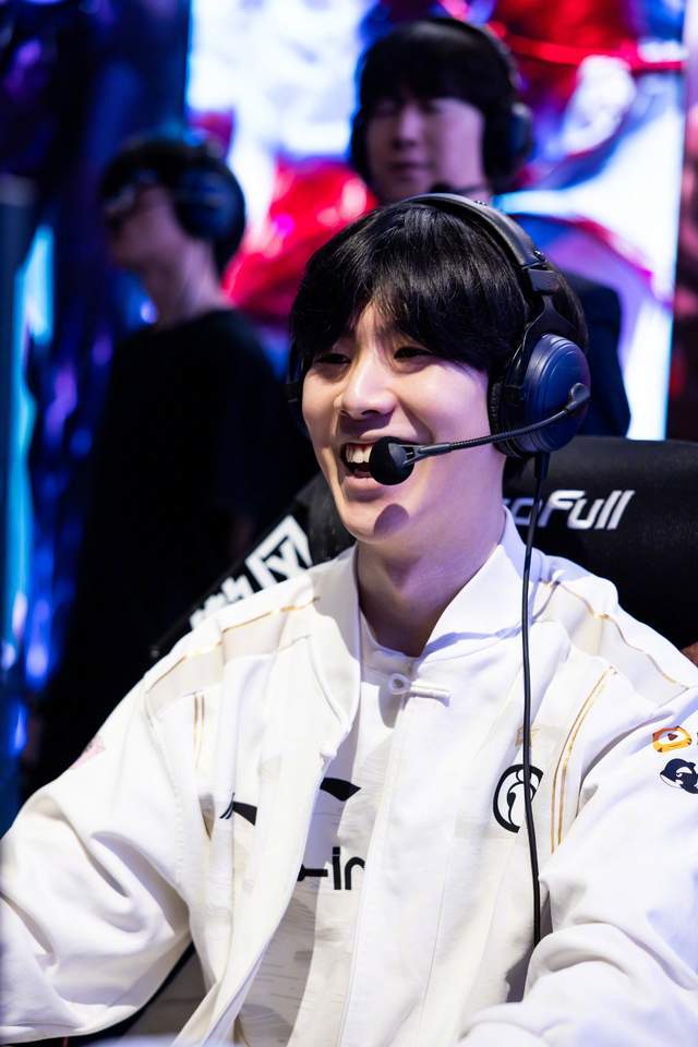 开云平台-JDG轻取IG，Caps开启传奇时刻淘汰赛3:1（伦敦）