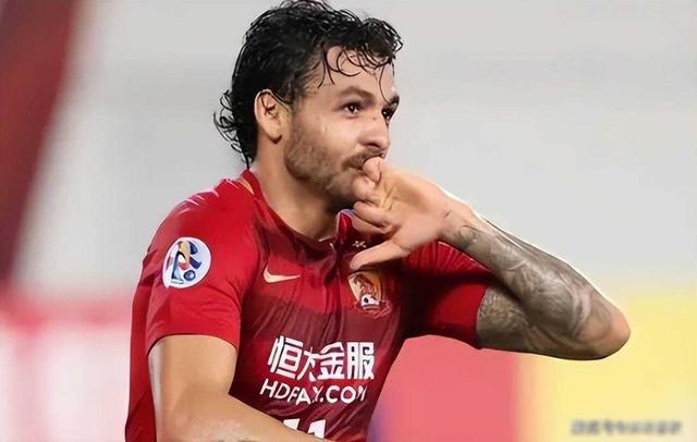 高拉特最终选择留在广州恒大队 高拉特最终选择留在广州恒大队