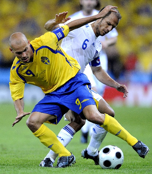 包含俄罗斯战胜瑞典,乌拉圭首次杀入四强!的词条 包含俄罗斯战胜瑞典,乌拉圭首次杀入四强!的词条