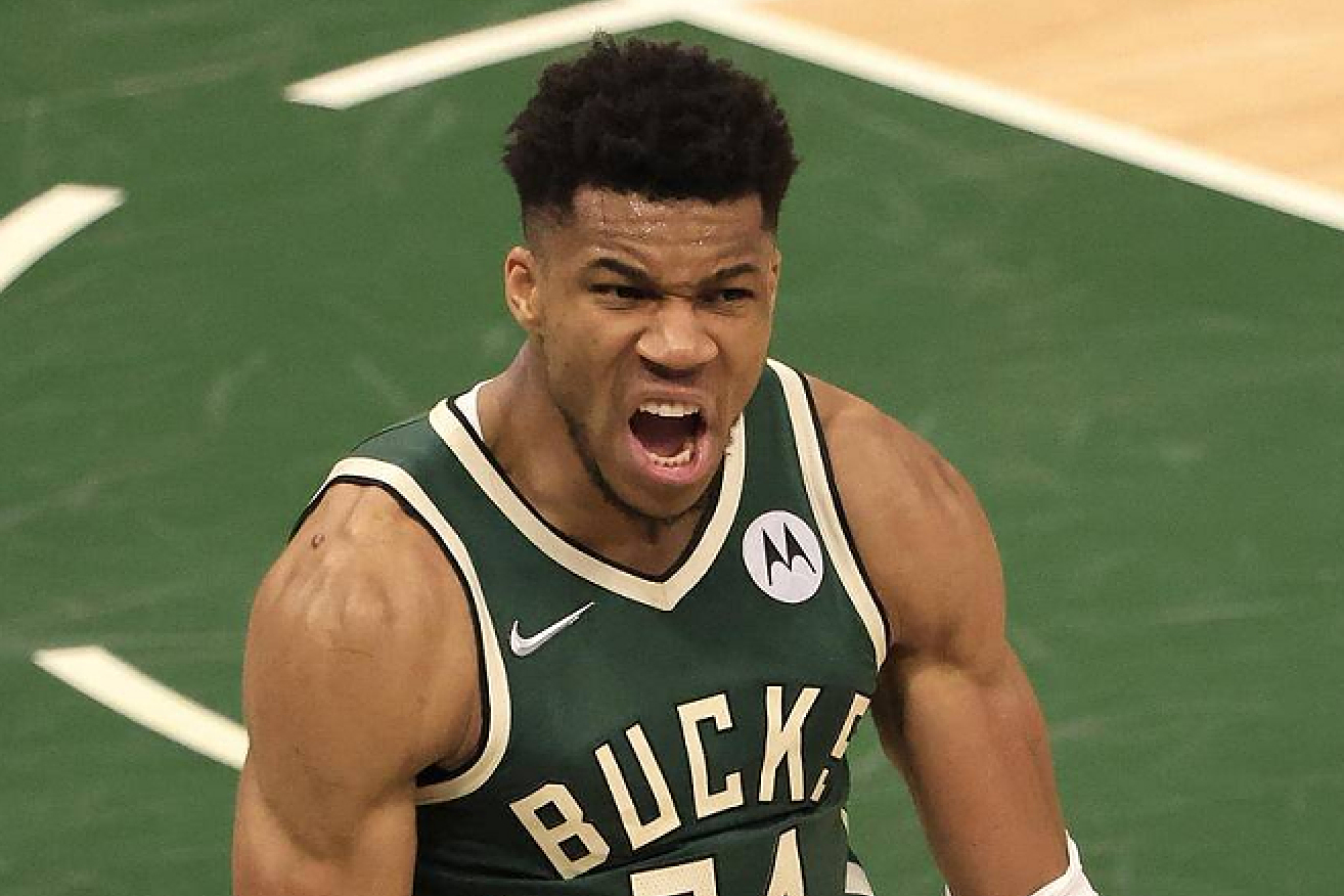 雄鹿力克热火,米德尔顿贡献关键三分 雄鹿力克热火,米德尔顿贡献关键三分