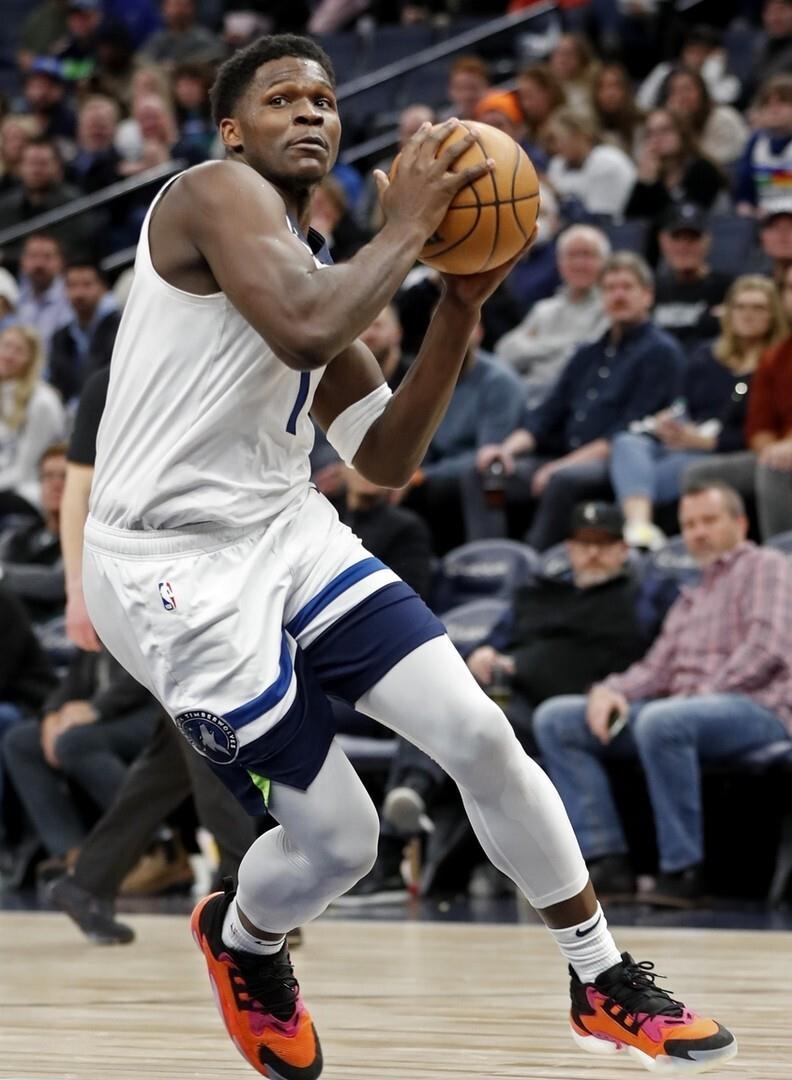 开云体育下载-关于森林狼逆转步行者迎来胜利，新任主帅复兴球队的信息