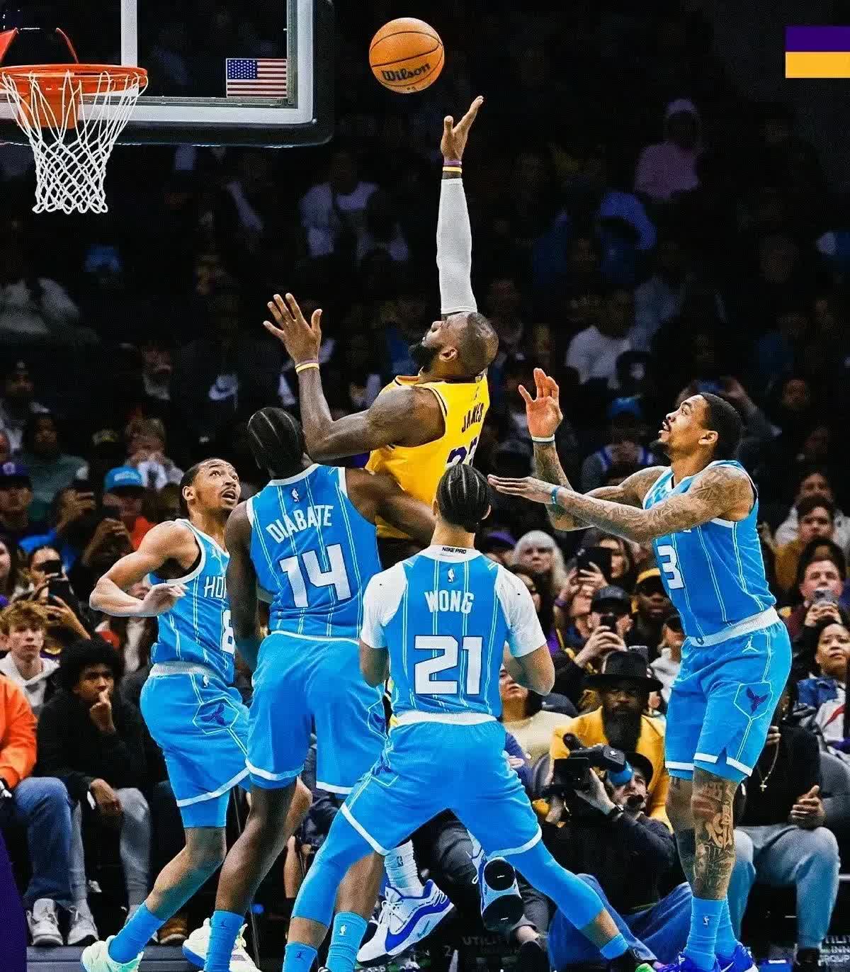 篮网B队鏖战湖人,莫里斯制霸全场 篮网B队鏖战湖人,莫里斯制霸全场