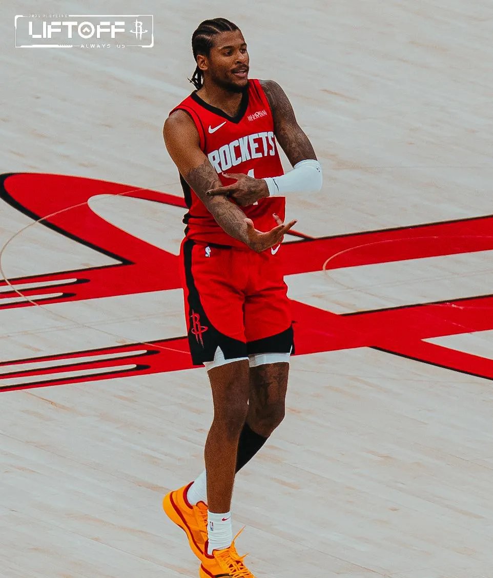 开云体育登录-火箭横扫湖人，米切尔关键制胜