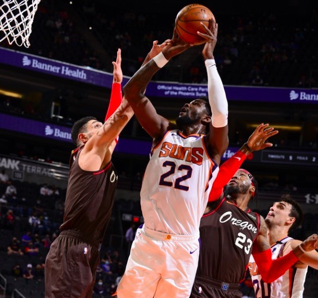 新疆队翻盘爵士，保罗带队取胜