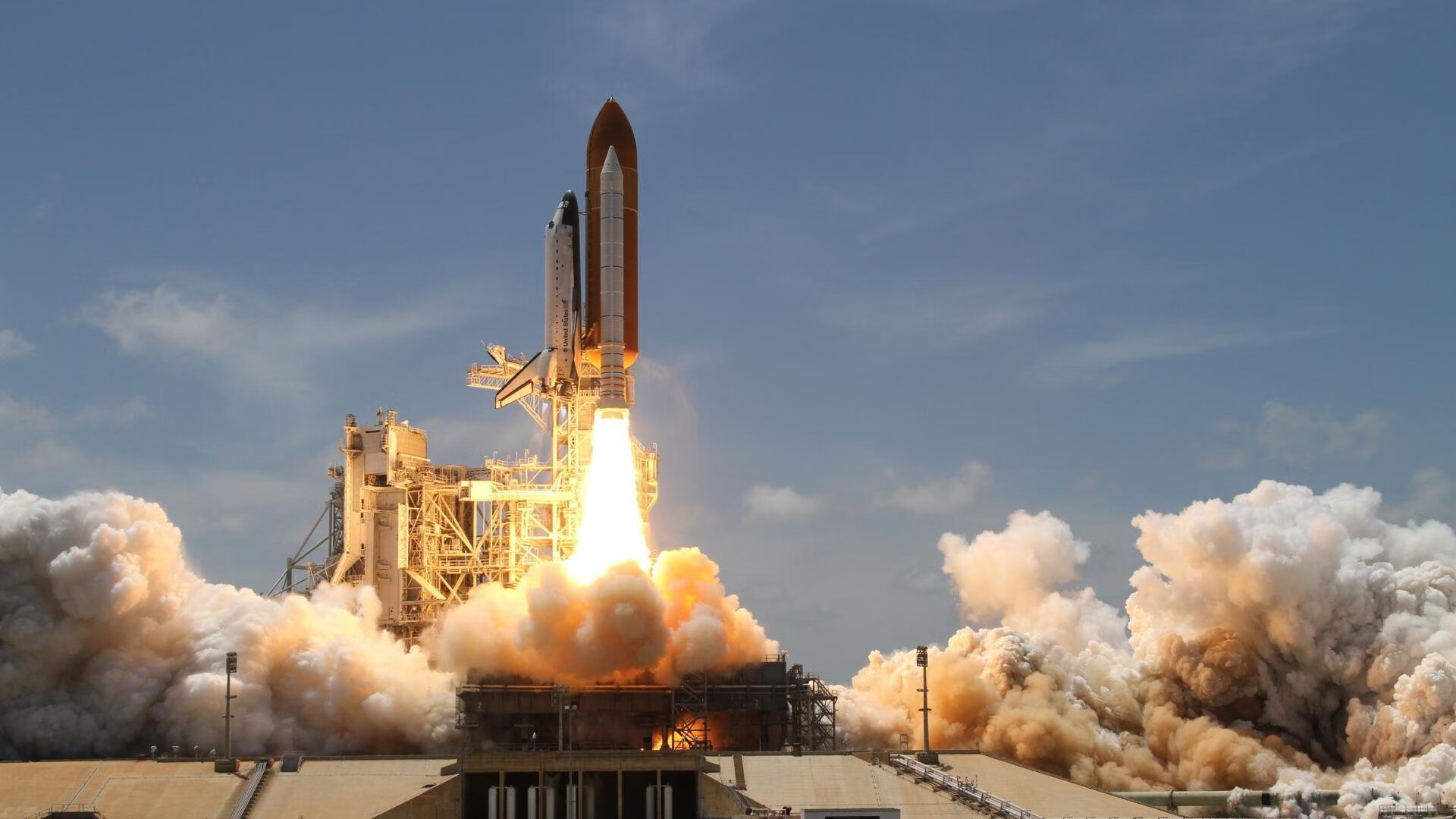 美加墨世界杯焦点战前夕,76人队速胜广厦队,跨界对决点燃全球体育热情