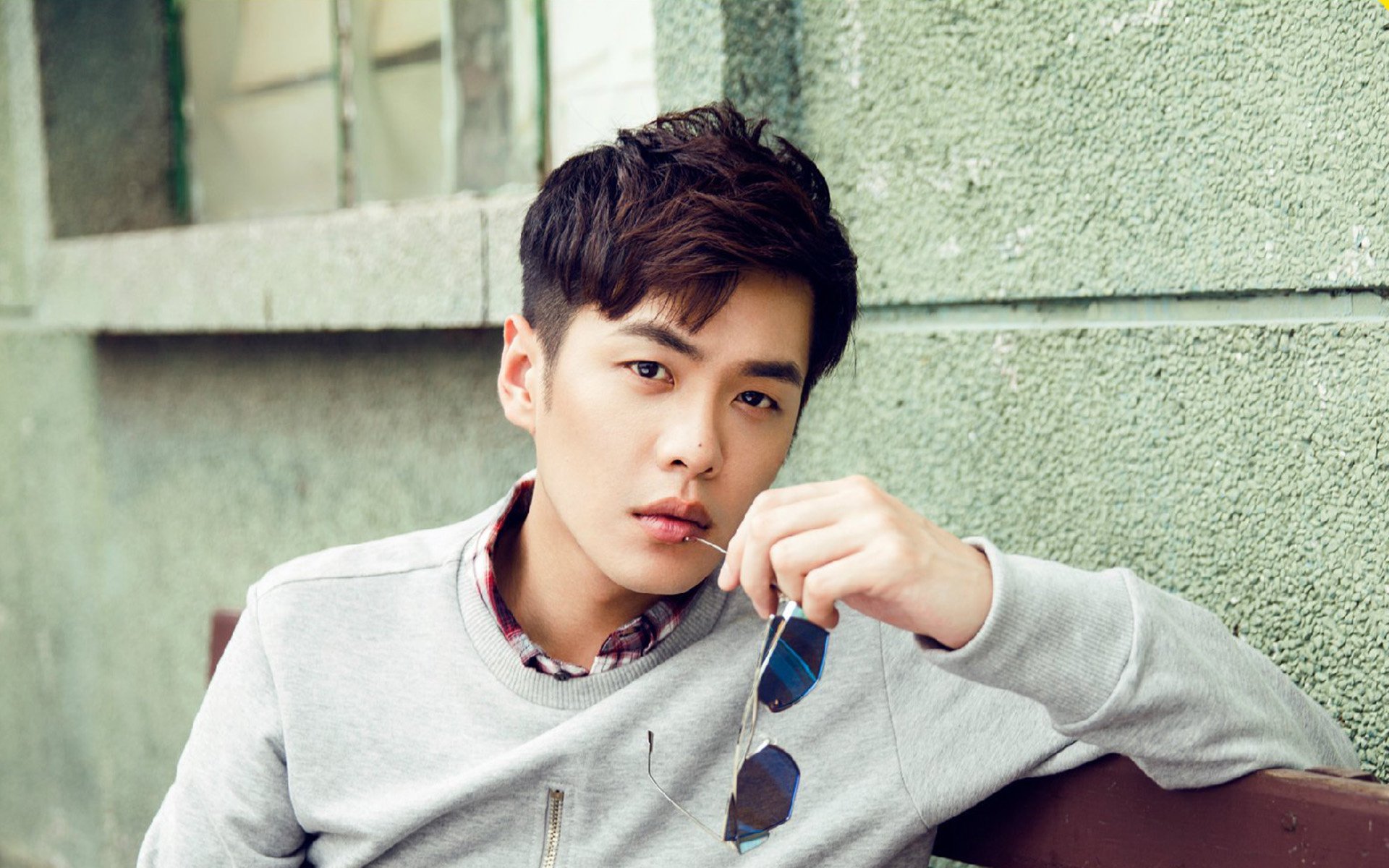 绝地反击！欧文关键连击点燃湖人翻盘鹈鹕之战