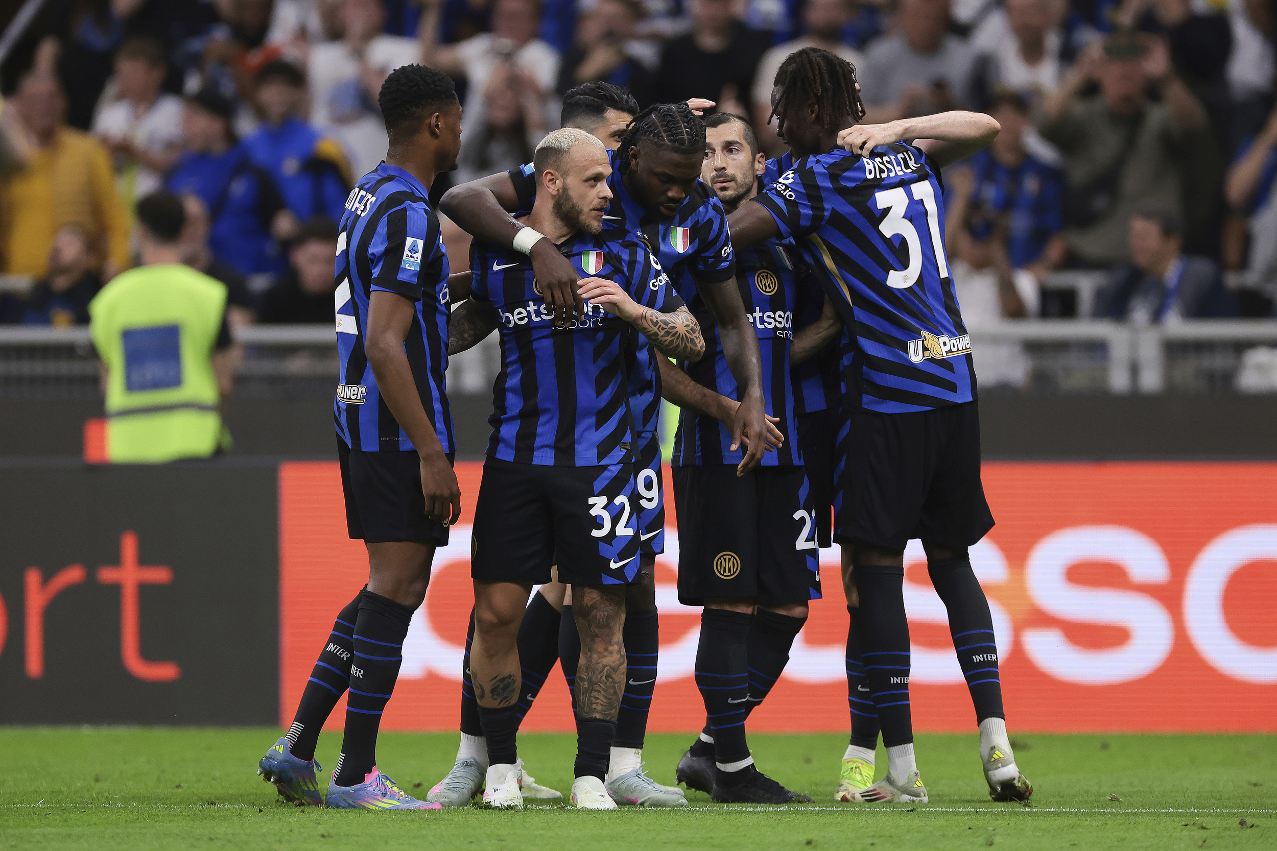 莫德里奇爆发，厄瓜多尔强势拿下国际米兰