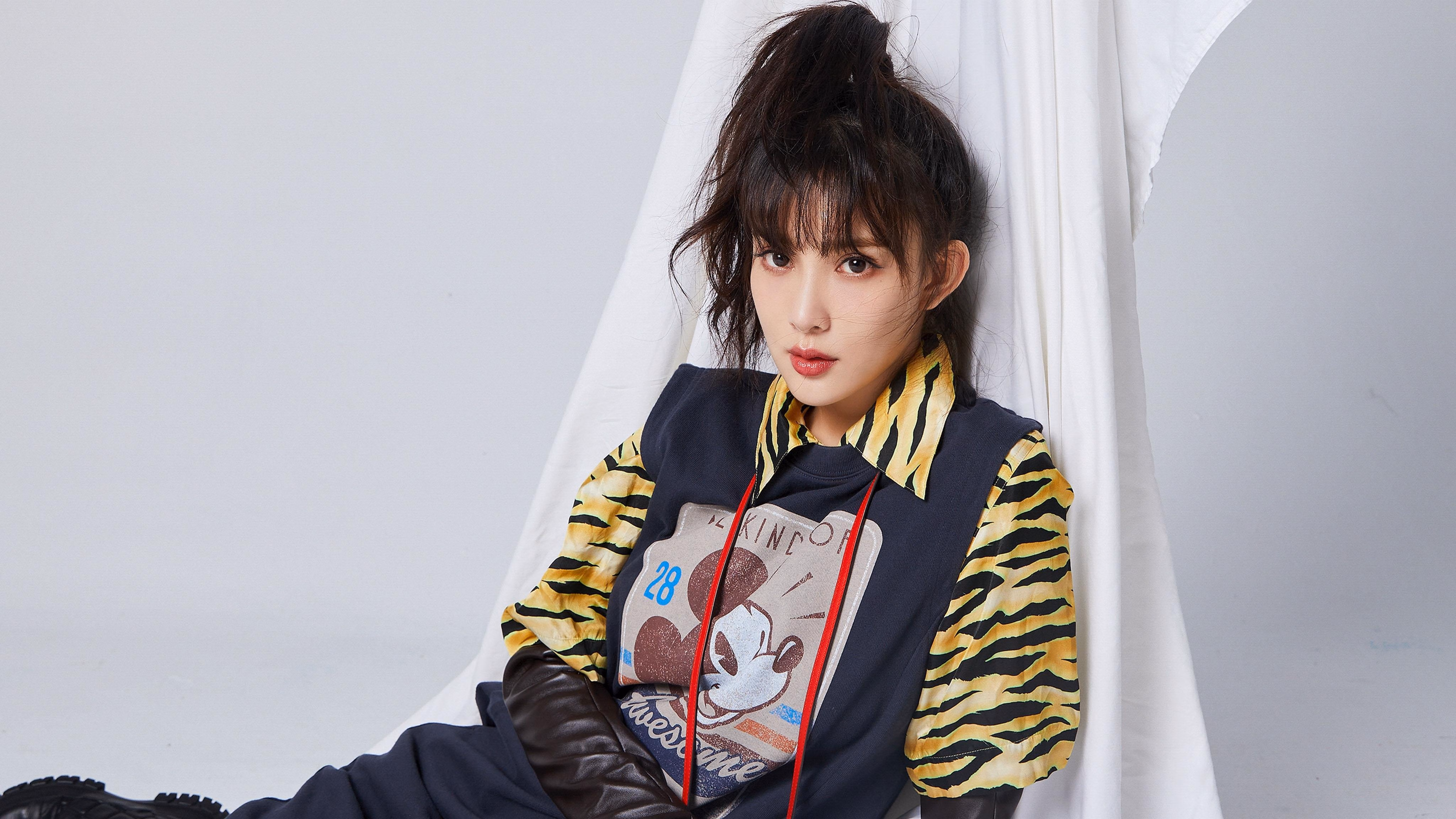 开云体育入口-翱翔与独舞，从CBA到欧洲赛场的领袖力量